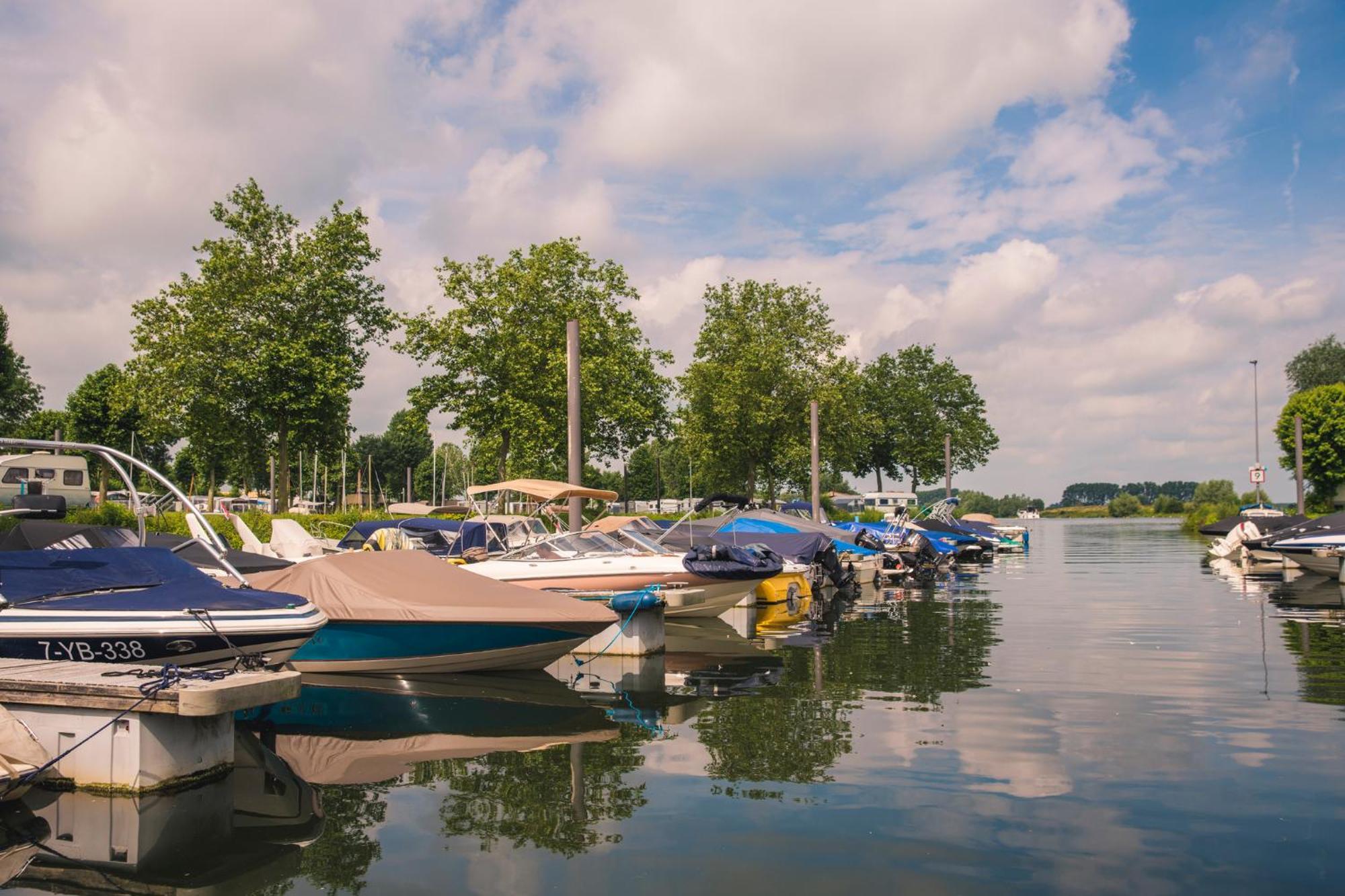 Marinapark Bad Nederrijn Hotel Maurik Eksteriør billede